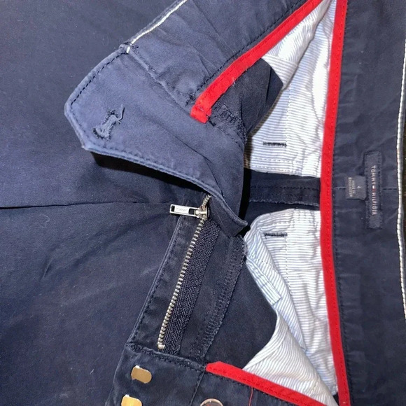 Tommy Hilfiger Shorts size 4 - Picture 4 of 4